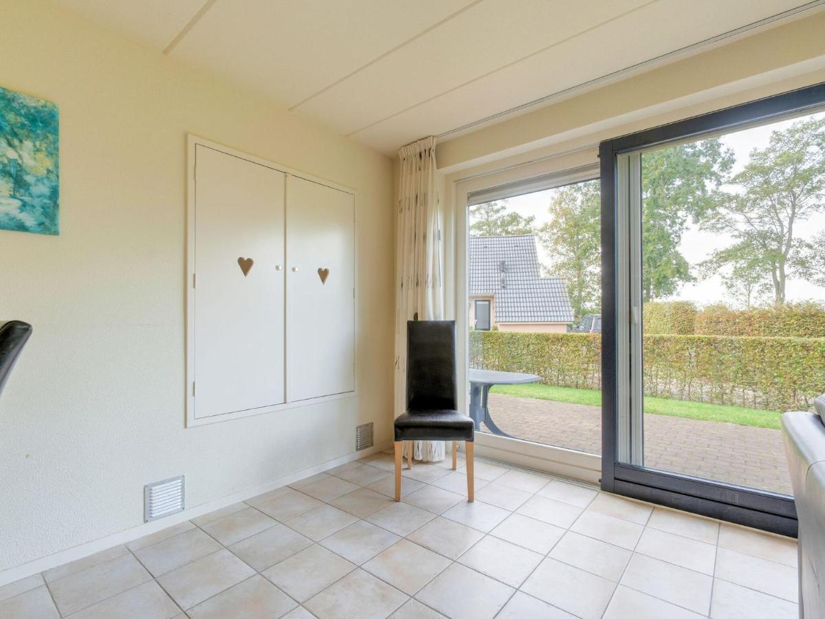 Serene Holiday Home In Gaasterl N Sleat Sondel Eksteriør bilde