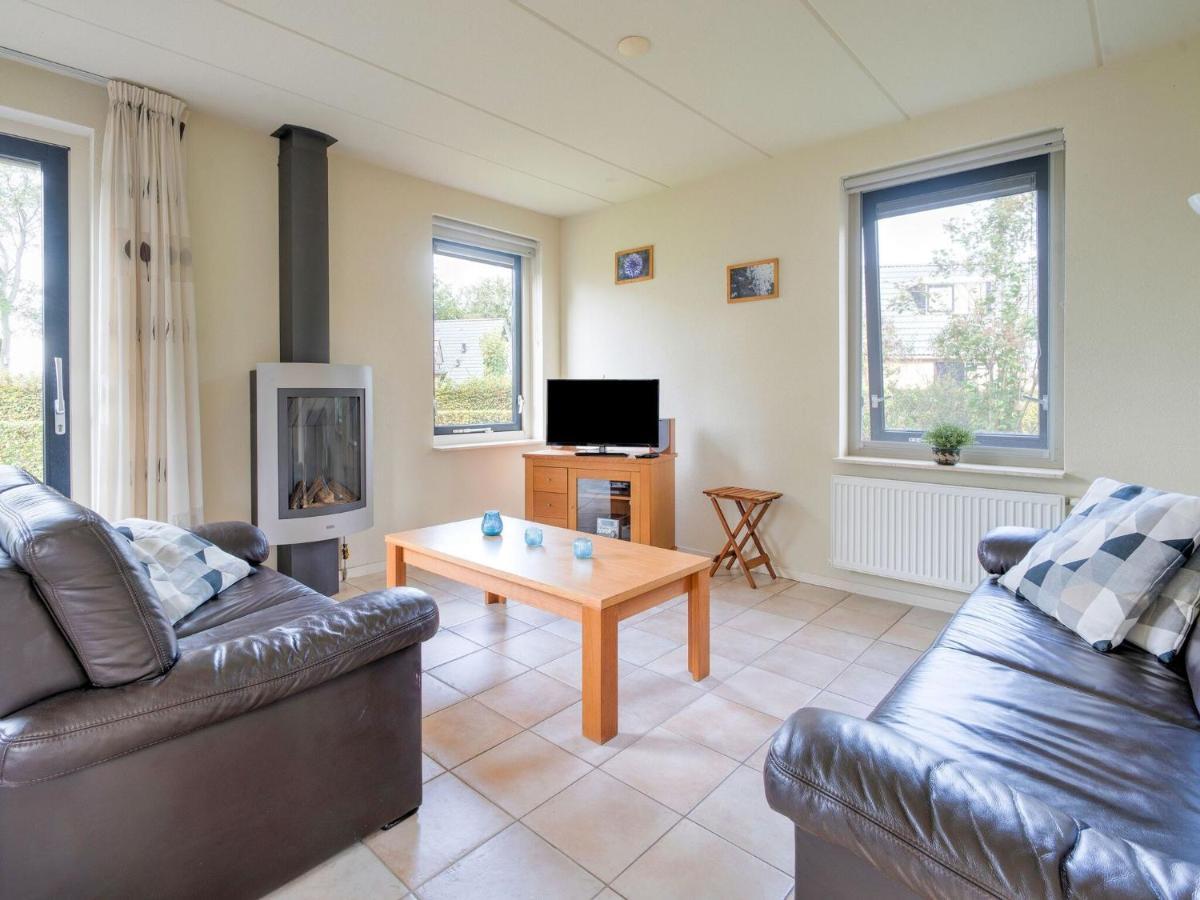 Serene Holiday Home In Gaasterl N Sleat Sondel Eksteriør bilde